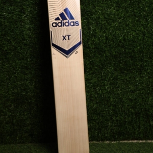 ADIDAS XT 4.0 - CRICKET BAT